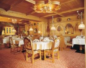 Rakouský hotel Alpenland s restaurací