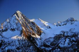 Ötztalské Alpy - jeden z vrcholků
